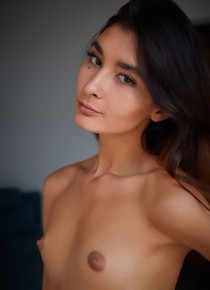 Bambi Joli的图像