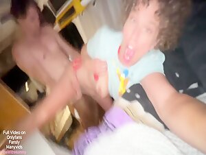 Thumb 4