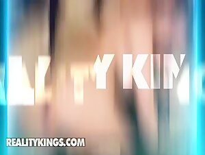 Thumb 10